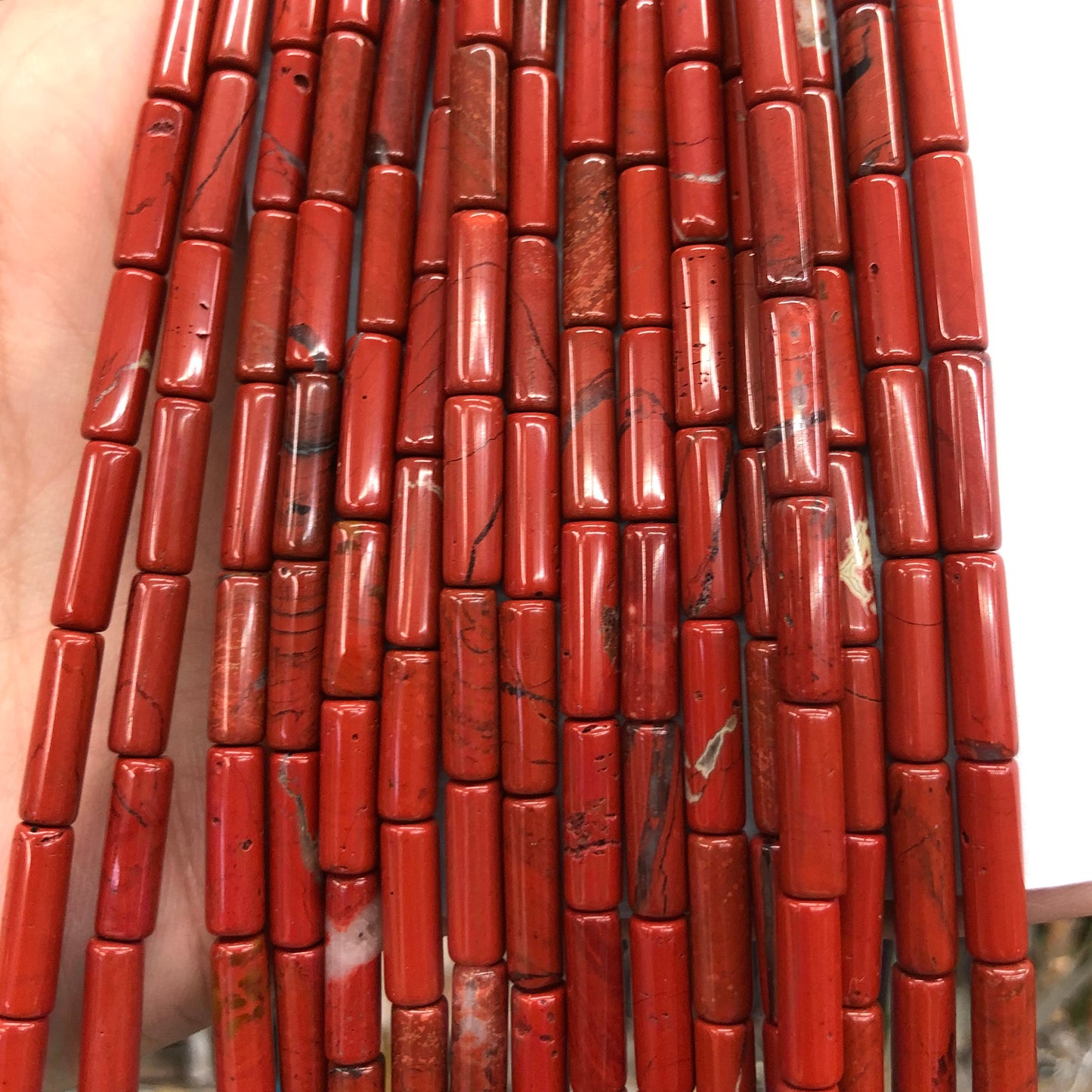 Perles tubulaires en jaspe rouge 4x13 mm