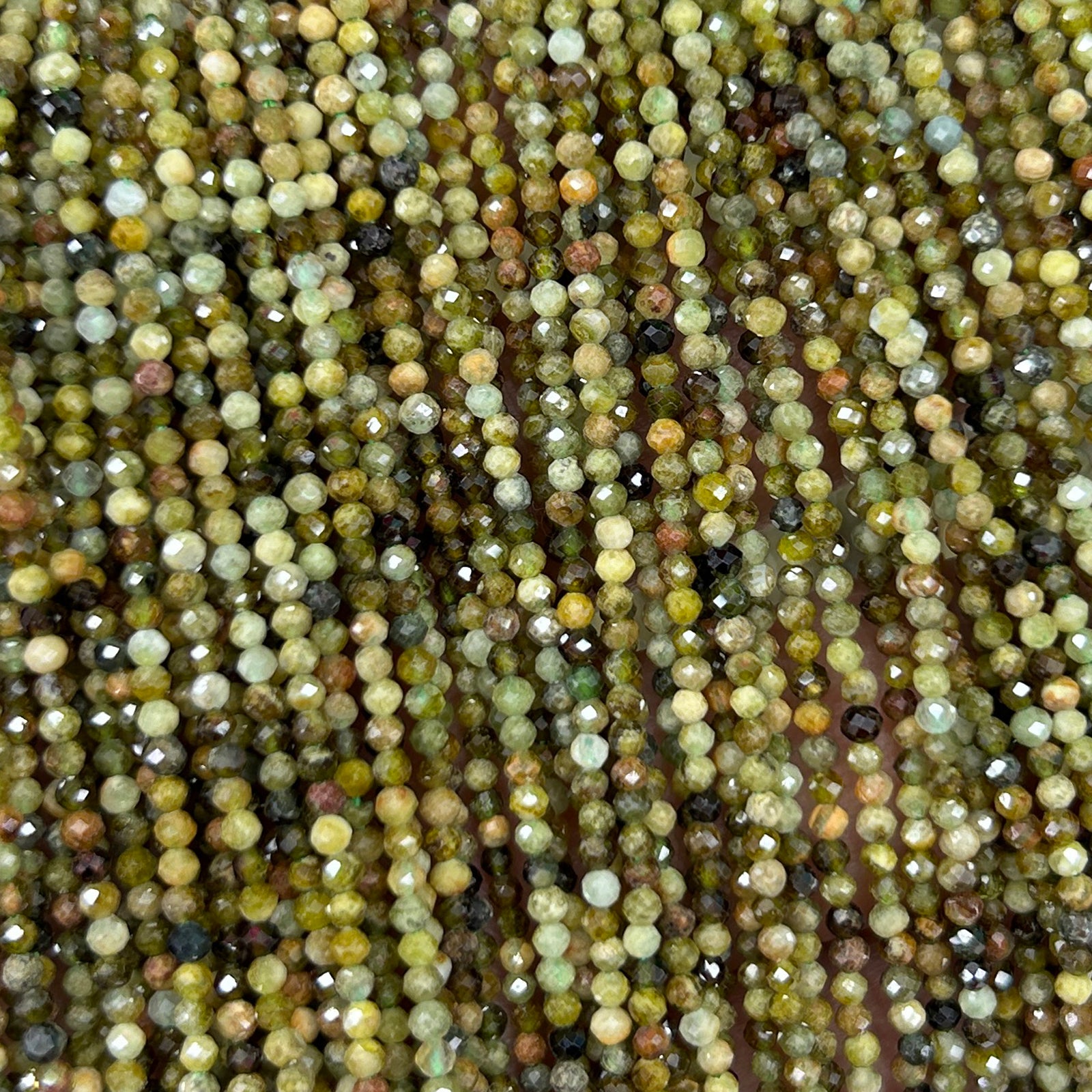Perles à facettes en grenat jaune vert 2 mm 3 mm 4 mm 15''