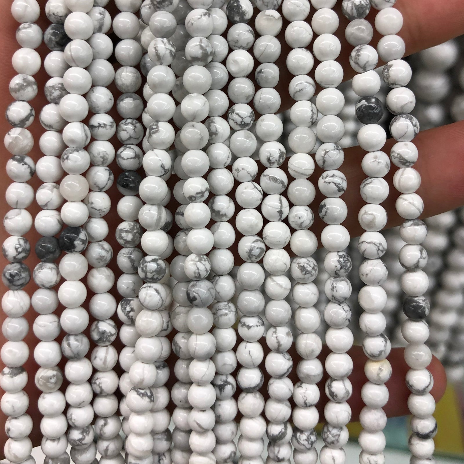 Howlite Beads 15''