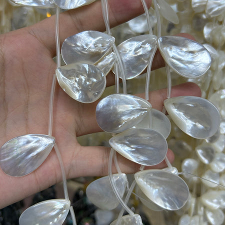 A+ Lilla Grøn Fluorit Dråbeperler 10x14mm 26STK