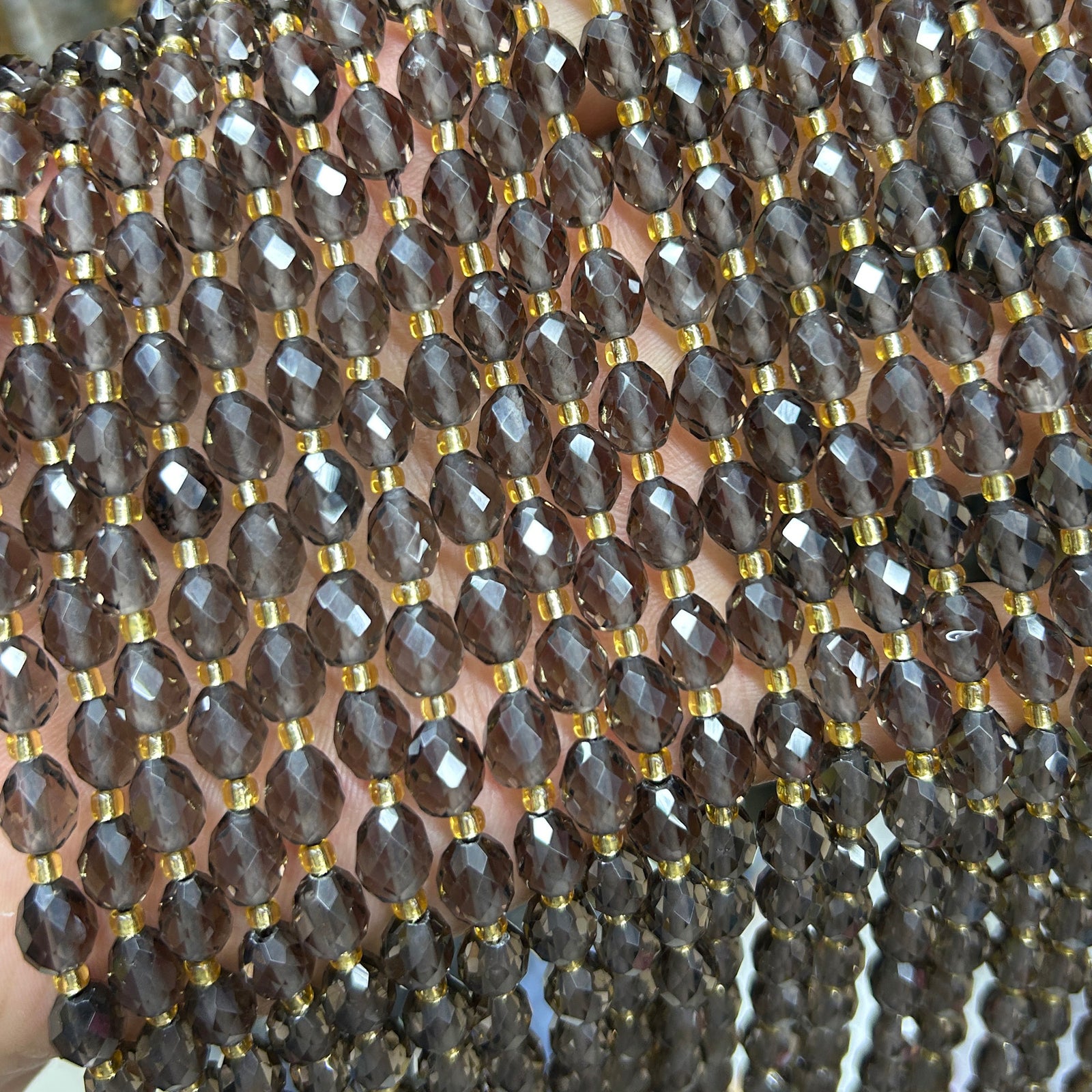 Perles à facettes en rubis 4 mm 15''