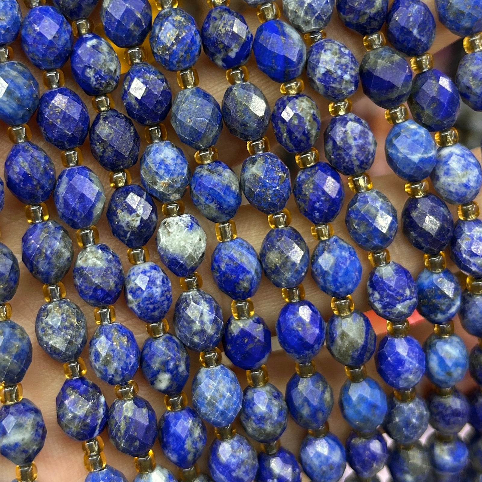 Perles à facettes en rubis 4 mm 15''