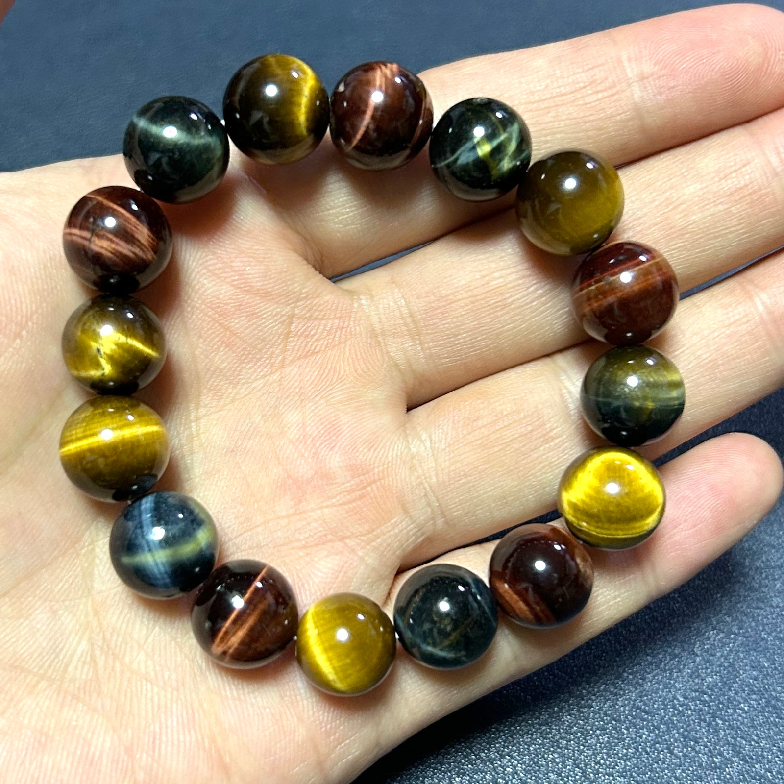 Armbånd med blandede farver af tigerøjesten, 20 cm