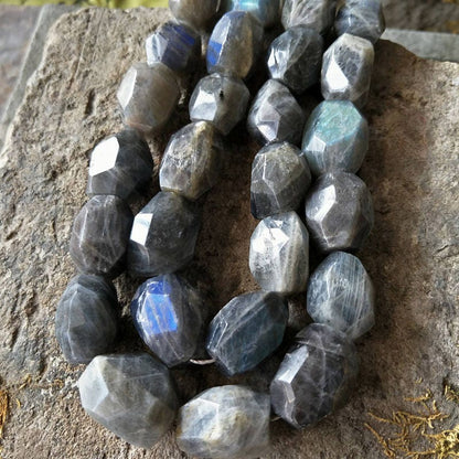 Labradorite Faceted Nugget Stone Beads 18-20mm 15''