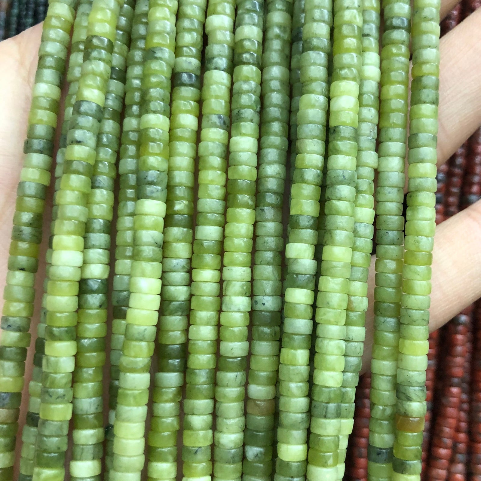 Perles rondelles en jaspe vert 2x4 mm 15''