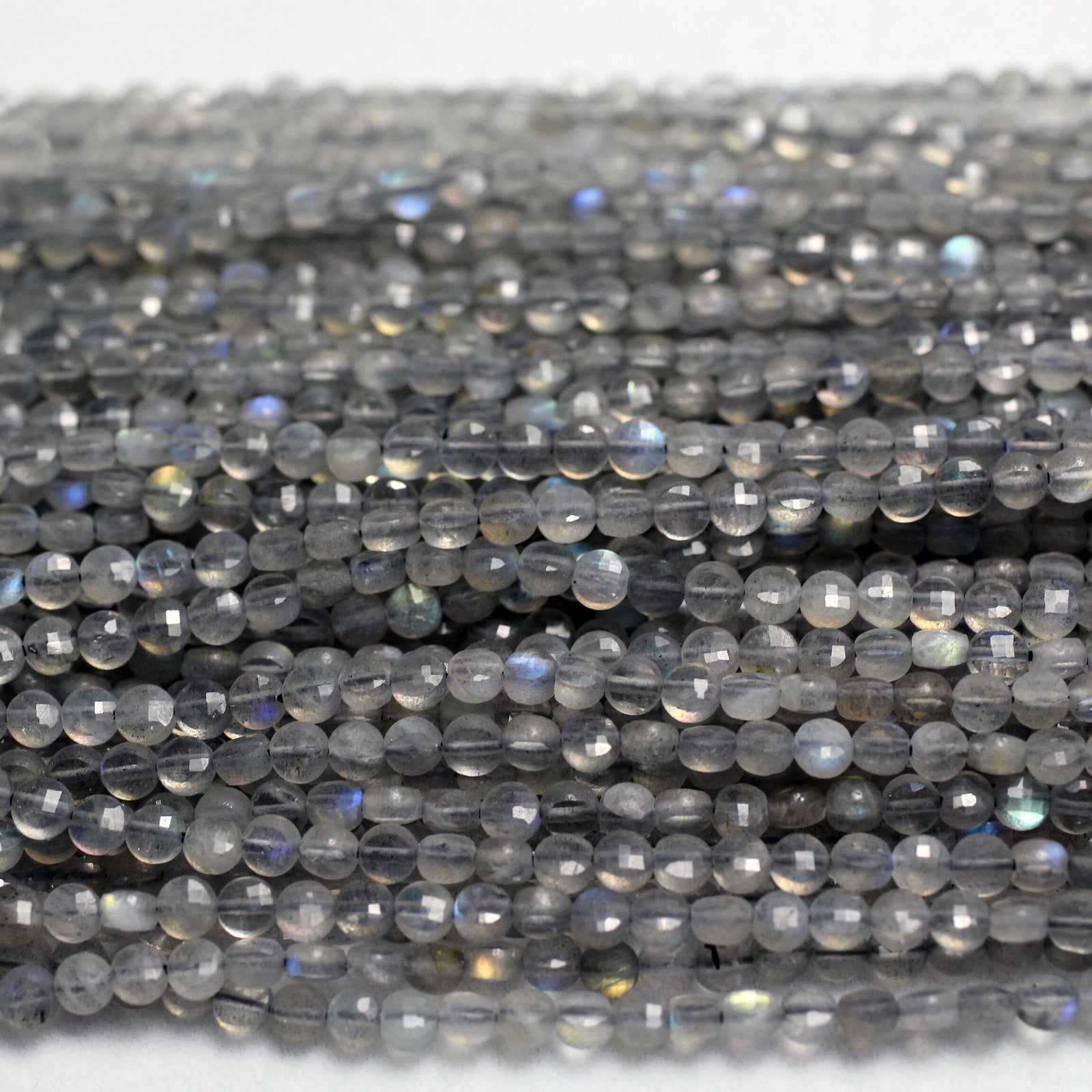 Labradorit mønt facetterede perler 4 mm 15''