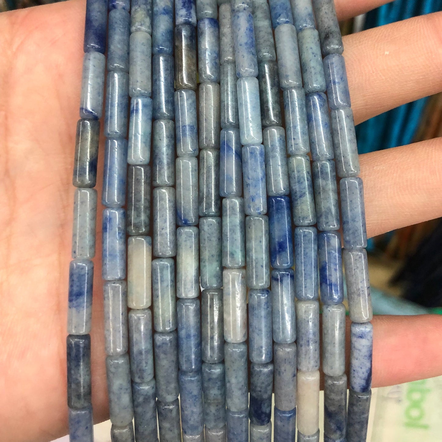 Perles en tube d'aventurine bleue 4x13 mm 15''