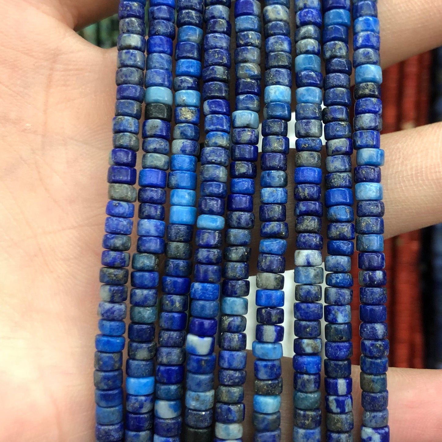 Perles rondelles en lapis-lazuli 2x4 mm 15''
