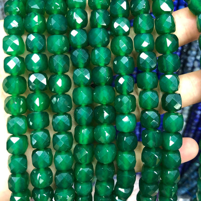 Perles à facettes en agate verte cubique 8 mm 15''